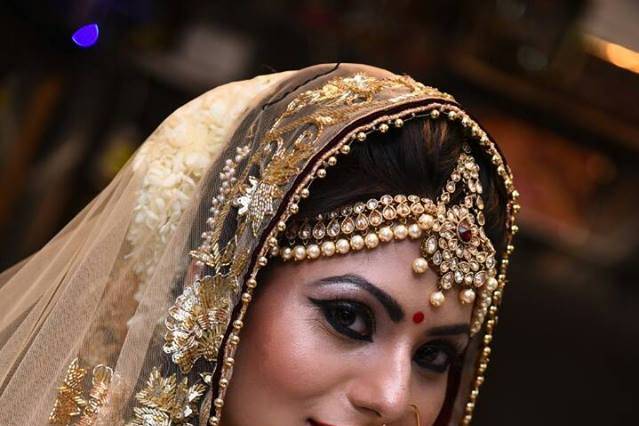 Bridal makeup