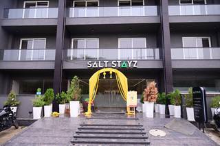 Saltstayz Premier, Galleria Market Road & Sector 27