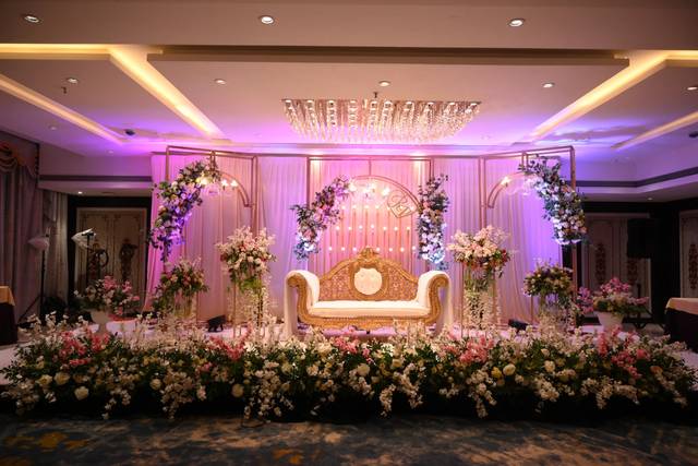 Stage decor