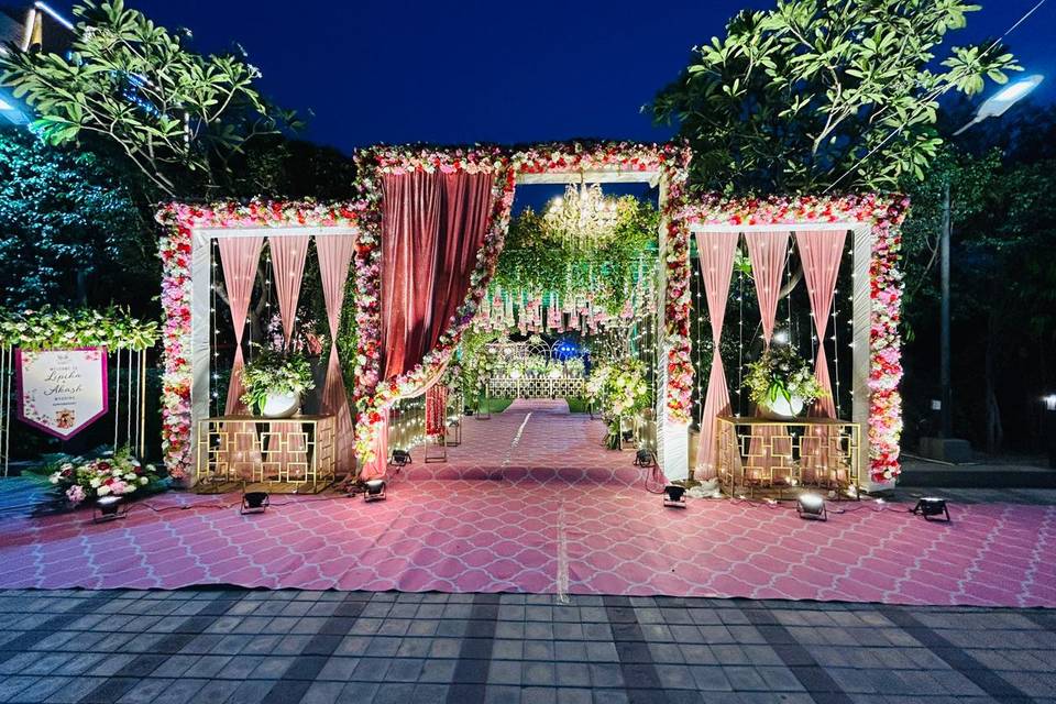 Entrance decor