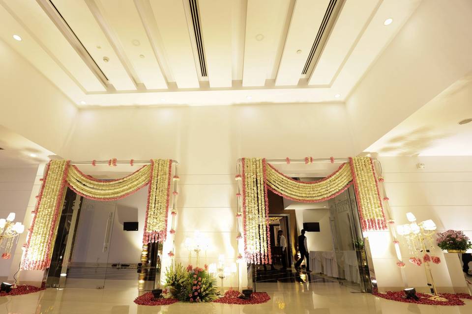 Entrance decor