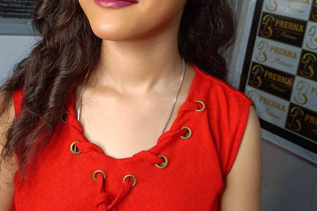 Party makeup