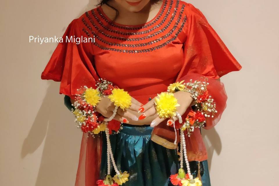 Mehendi bride