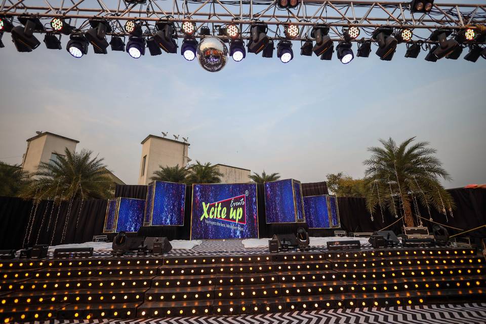 Sangeet stage with backdrop