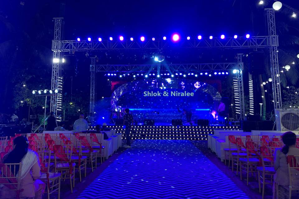 Sangeet Stage with Truss