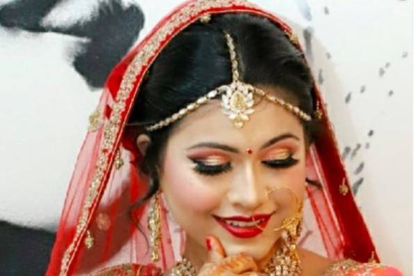 Bridal makeup