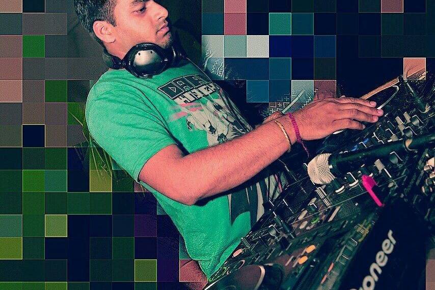 Deejay Ravi