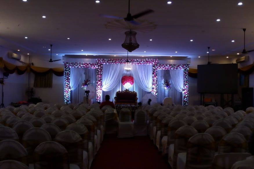 Wedding decor and lighting