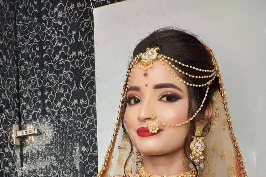 Bridal makeup