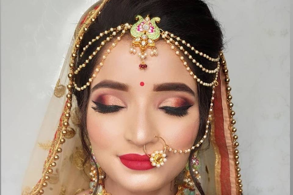 Bridal makeup