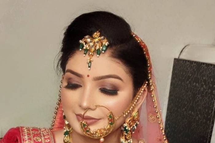 Bridal makeup