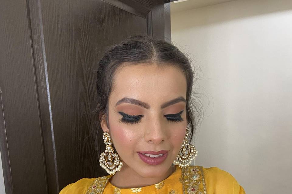 Makeup by Tarveen