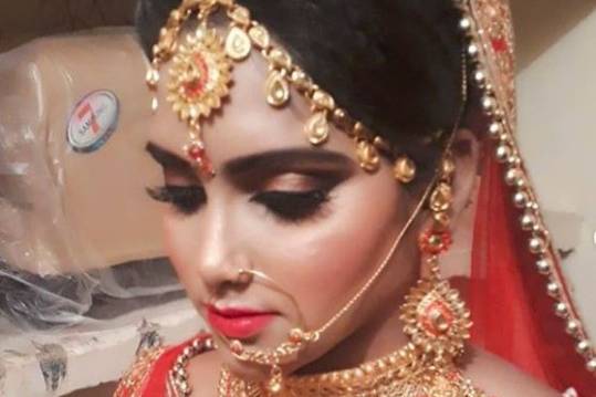 Bridal makeup