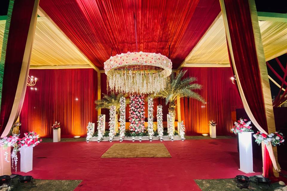 Entrance decor