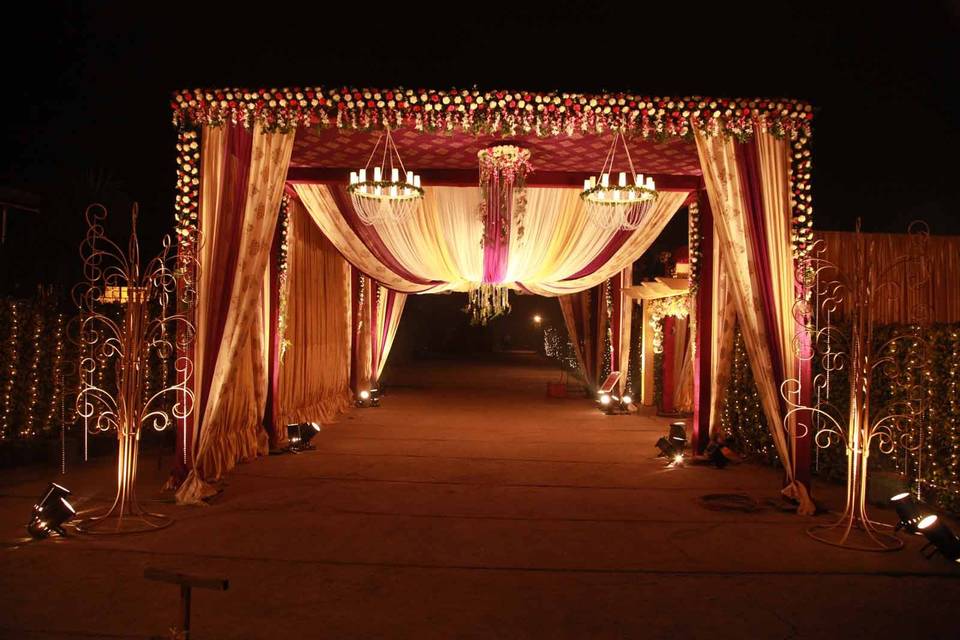 Entrance decor