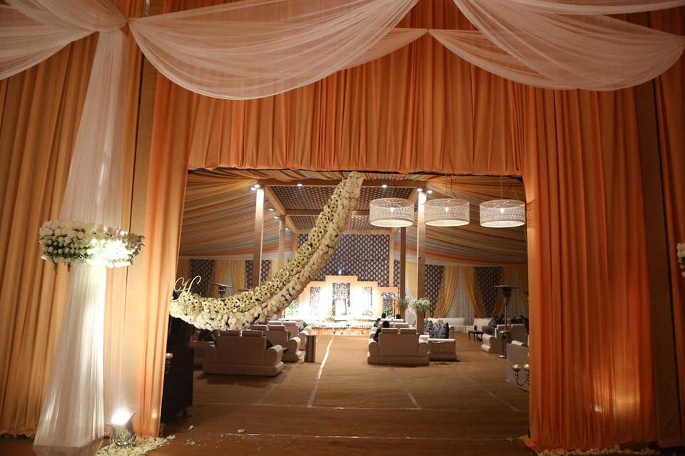 Entrance decor