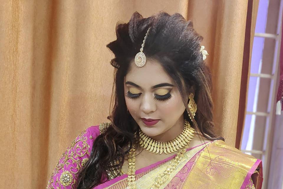 Muslim bridal makeup