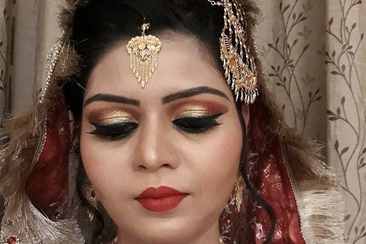 Bridal makeup