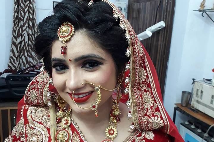 Bridal makeup