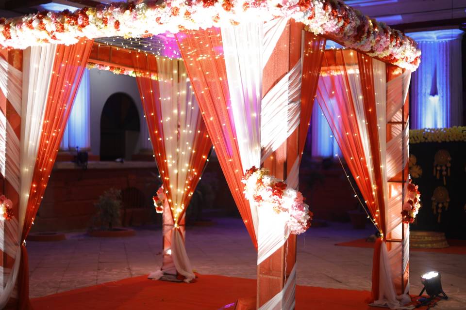 Entrance decor