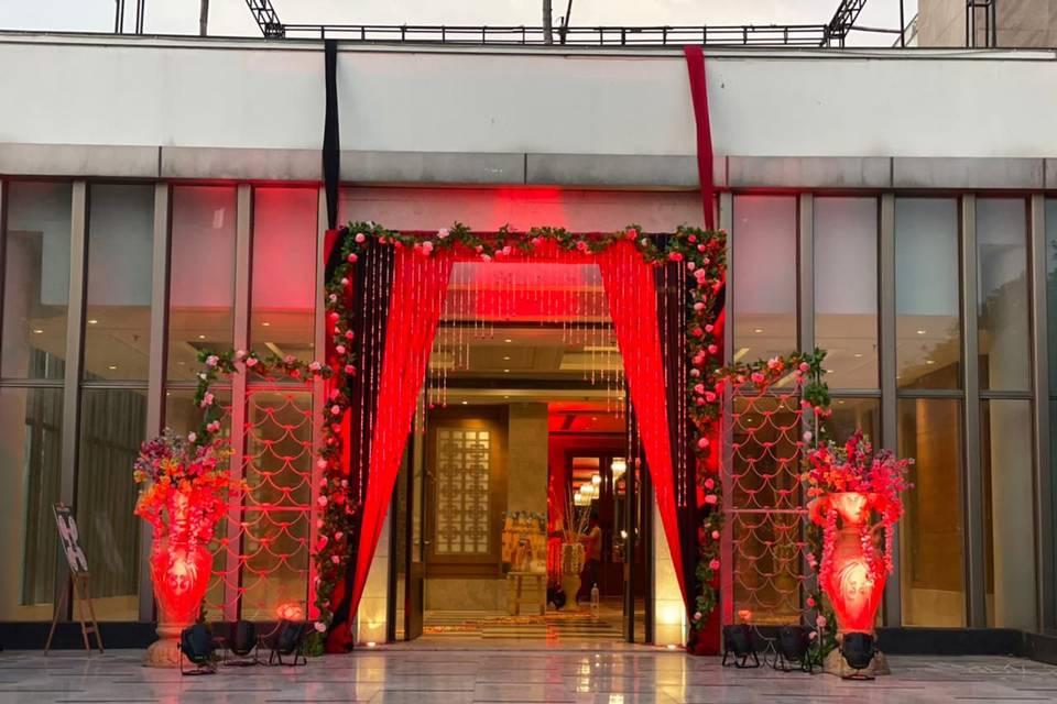 Entrance Decor