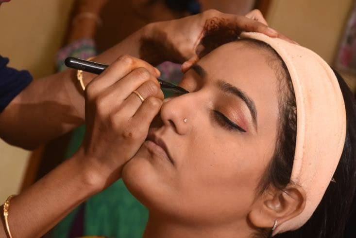 Deepa Makeup Artist