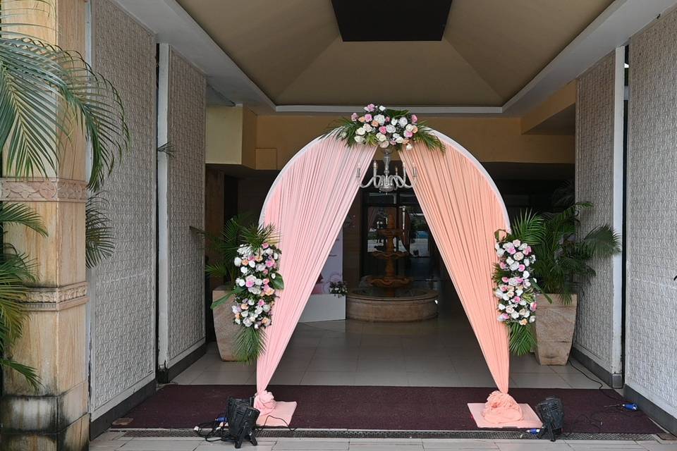 Entrance setup