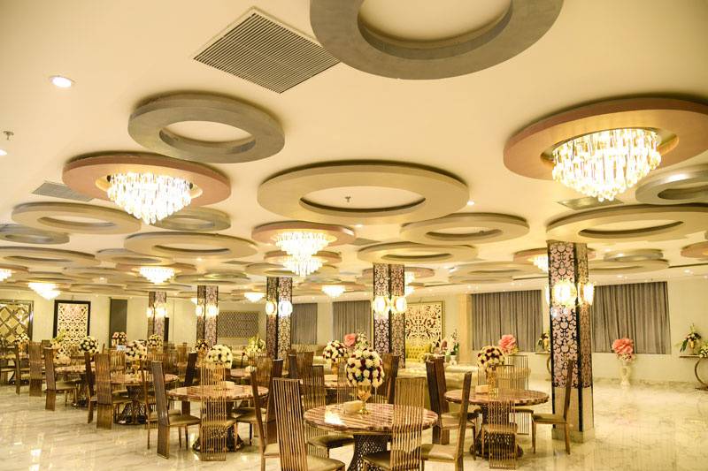 Banquet hall