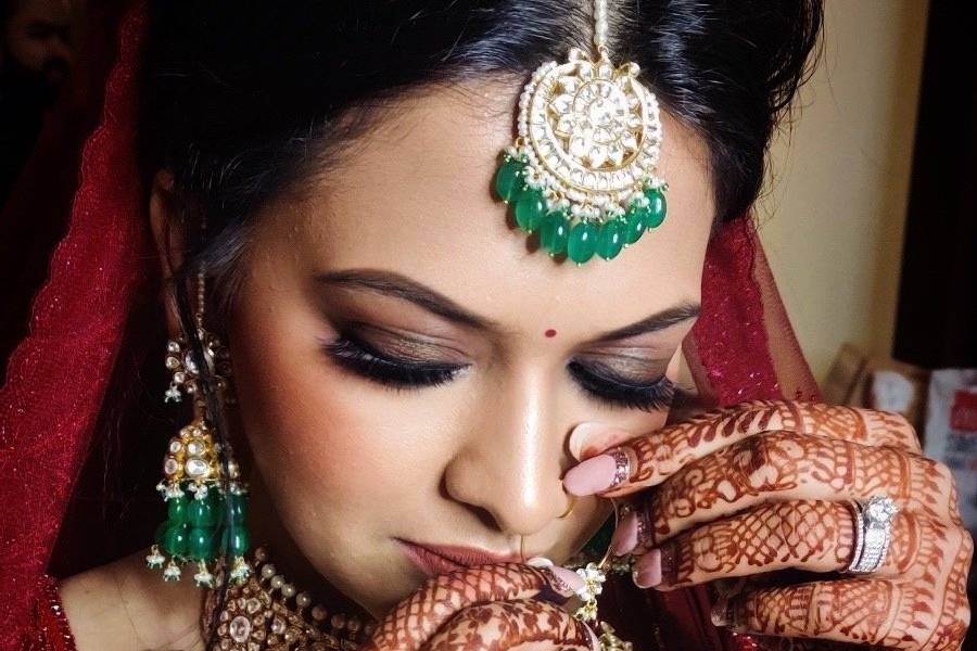 Bridal makeup