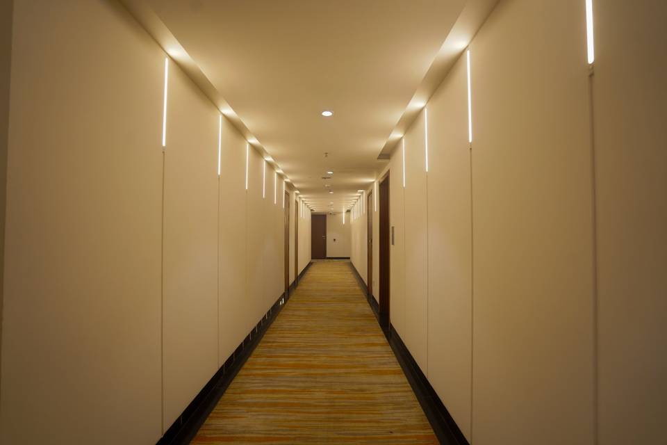 Lobby to Rooms