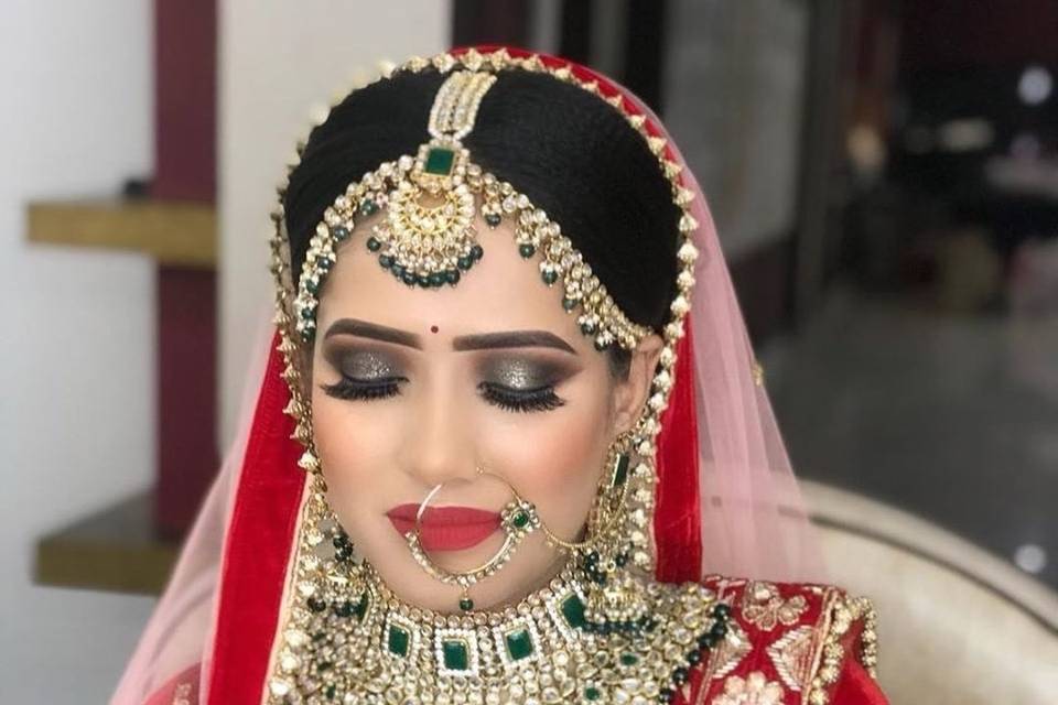 Bridal makeup