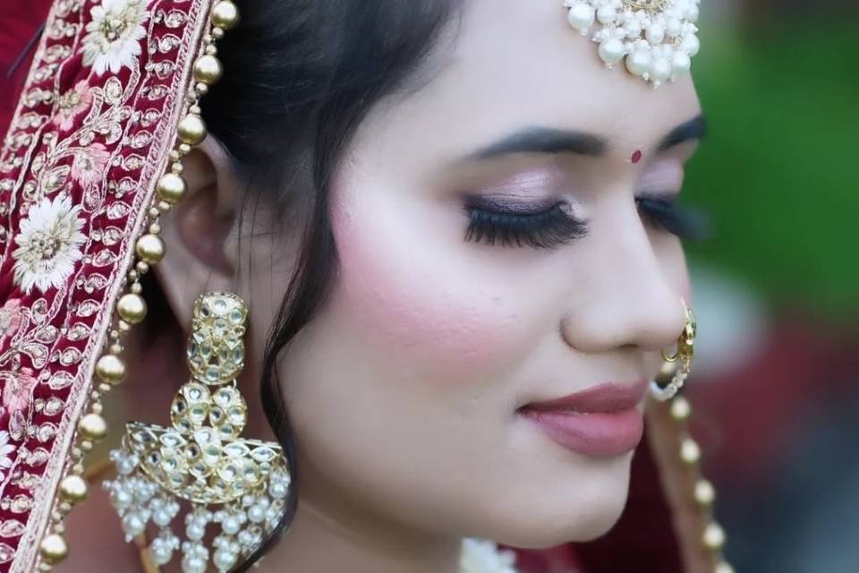 Bridal makeup