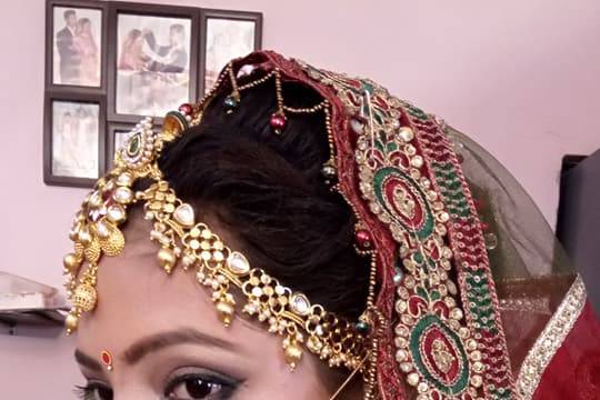 Bridal makeup