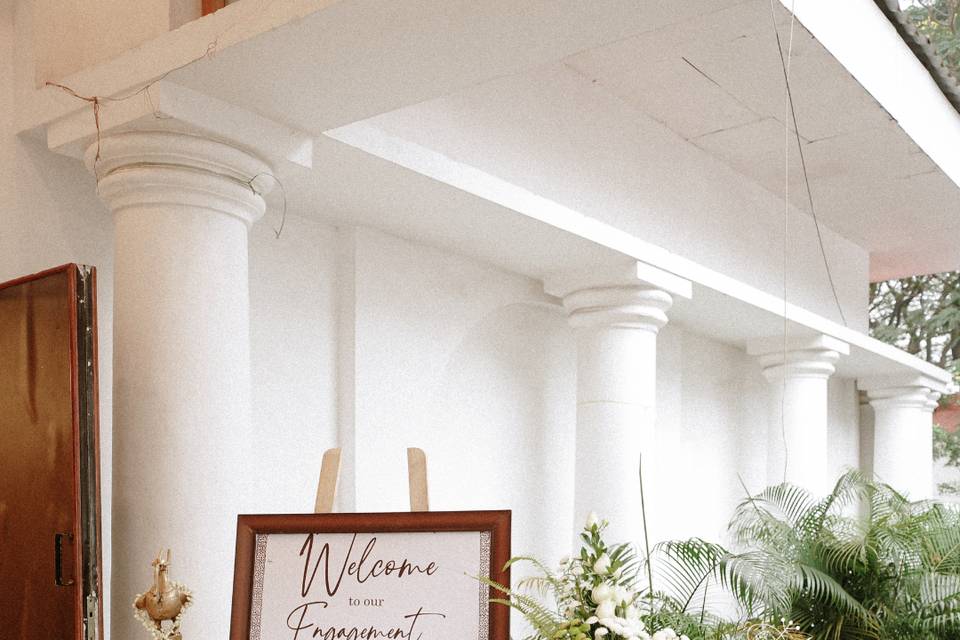 Engagement decor
