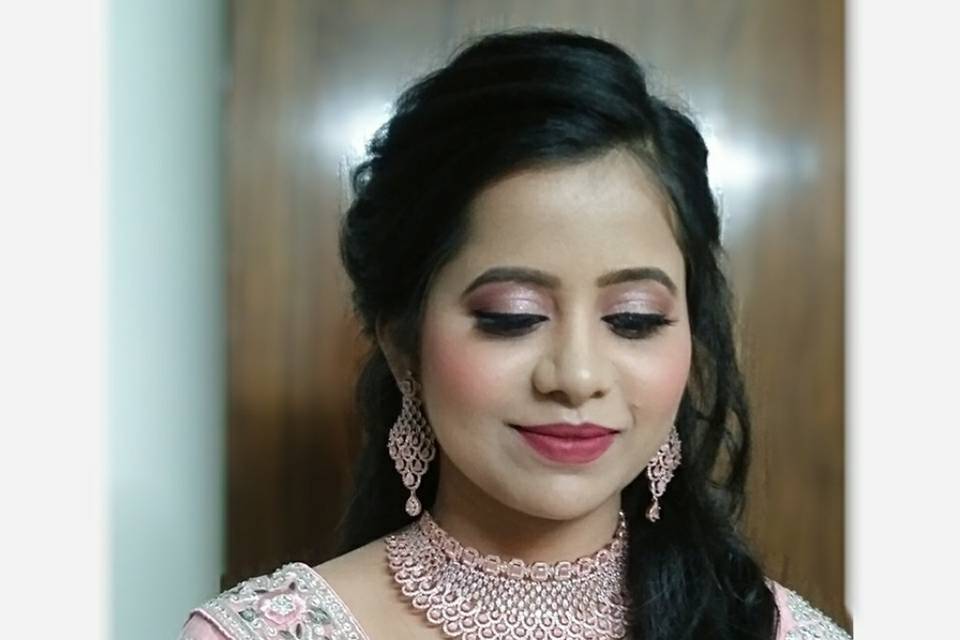 Makeup Artist Anju