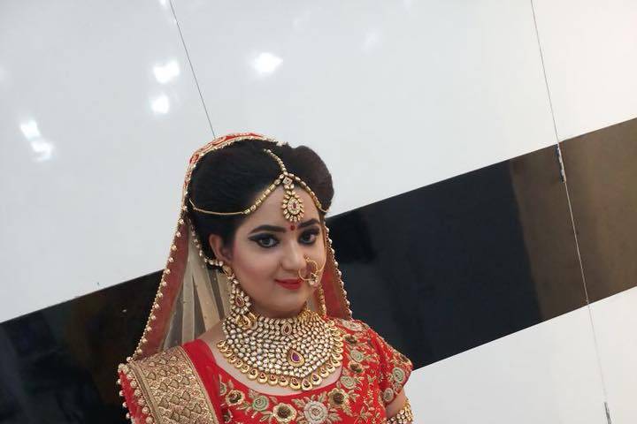 Bridal makeup