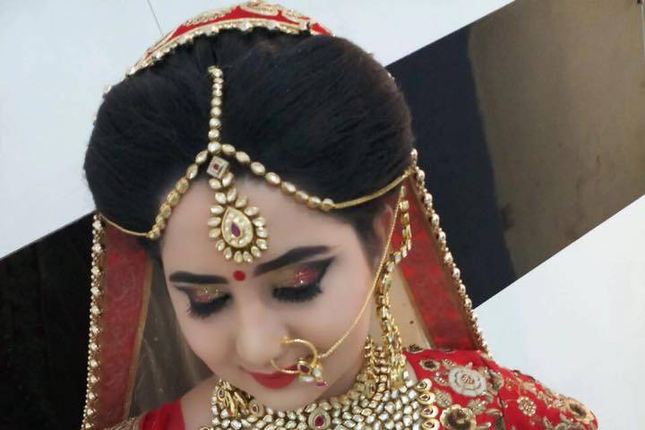 Bridal makeup