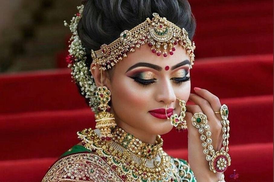 Bridal makeup