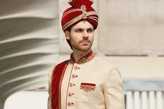 Manyavar, Phoenix Market City Mall
