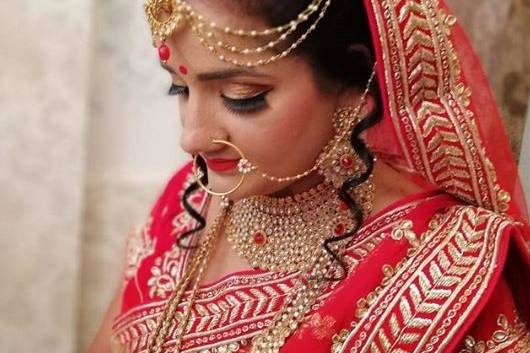 Bridal makeup