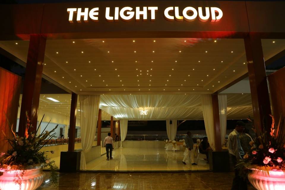 The Light Cloud, Upvan