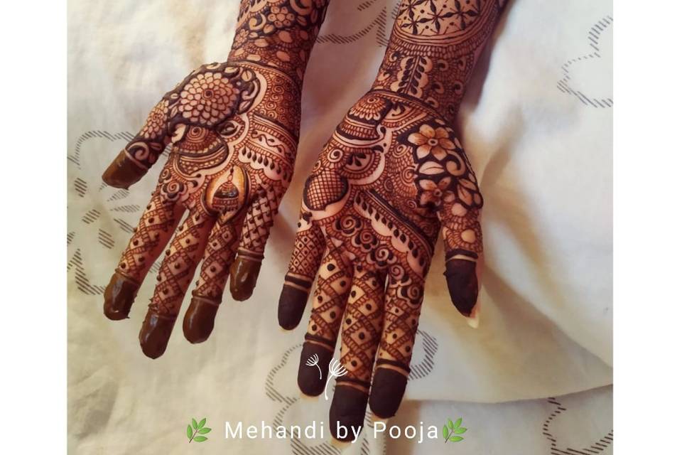 Bridal hands design