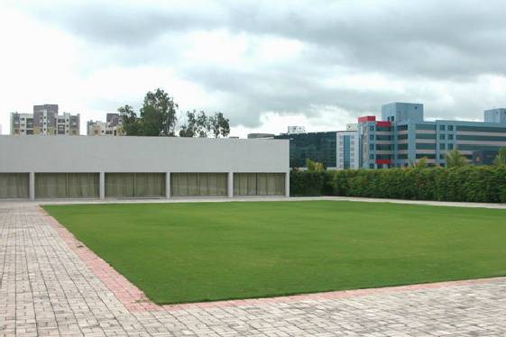 Laxmi Lawns