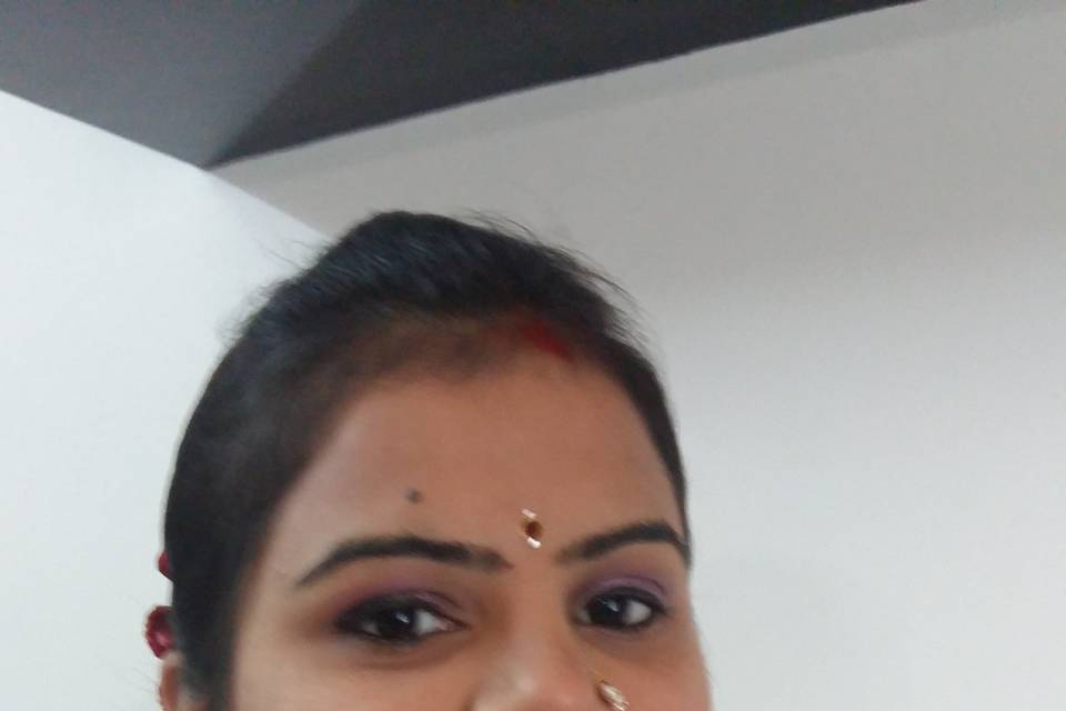 Ganya Beauty Parlour