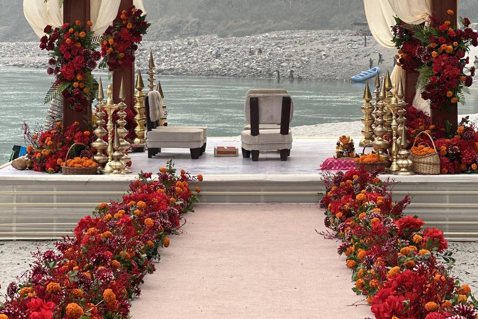 Mandap by the Ganges