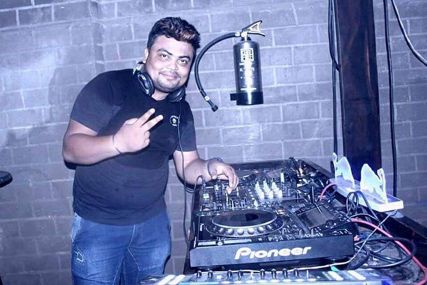 DJ Amit, Kolkata