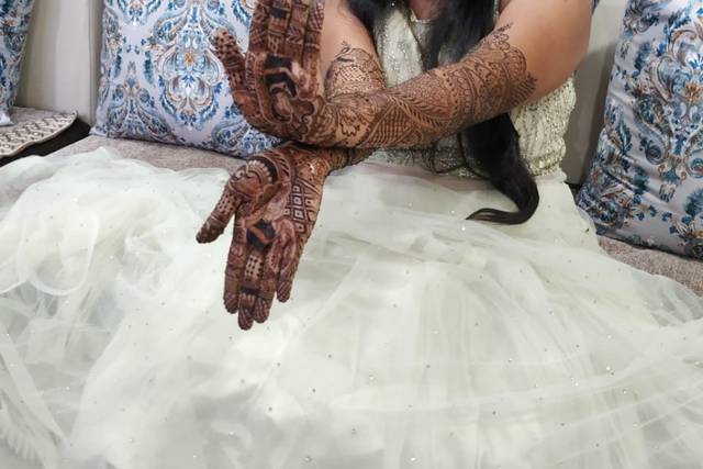 Bridal mehandi 3500