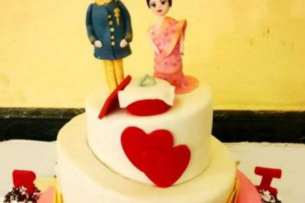 Engagement cake