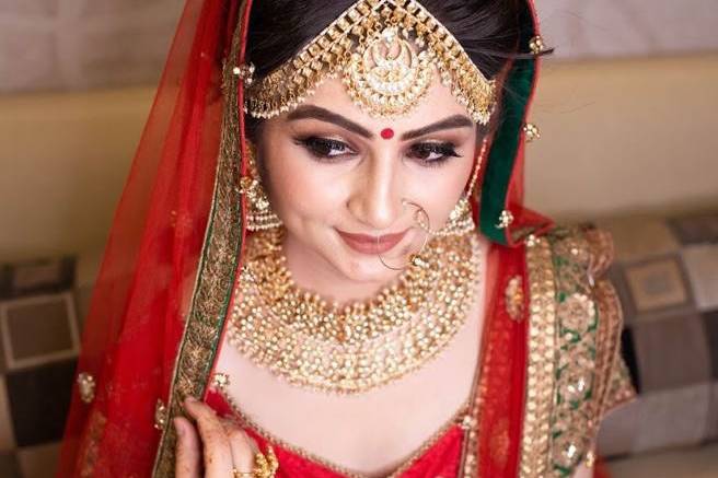 Bridal makeup