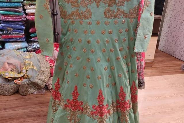 Shehnai Collection Lehenga Kamla Nagar Weddingwire.in